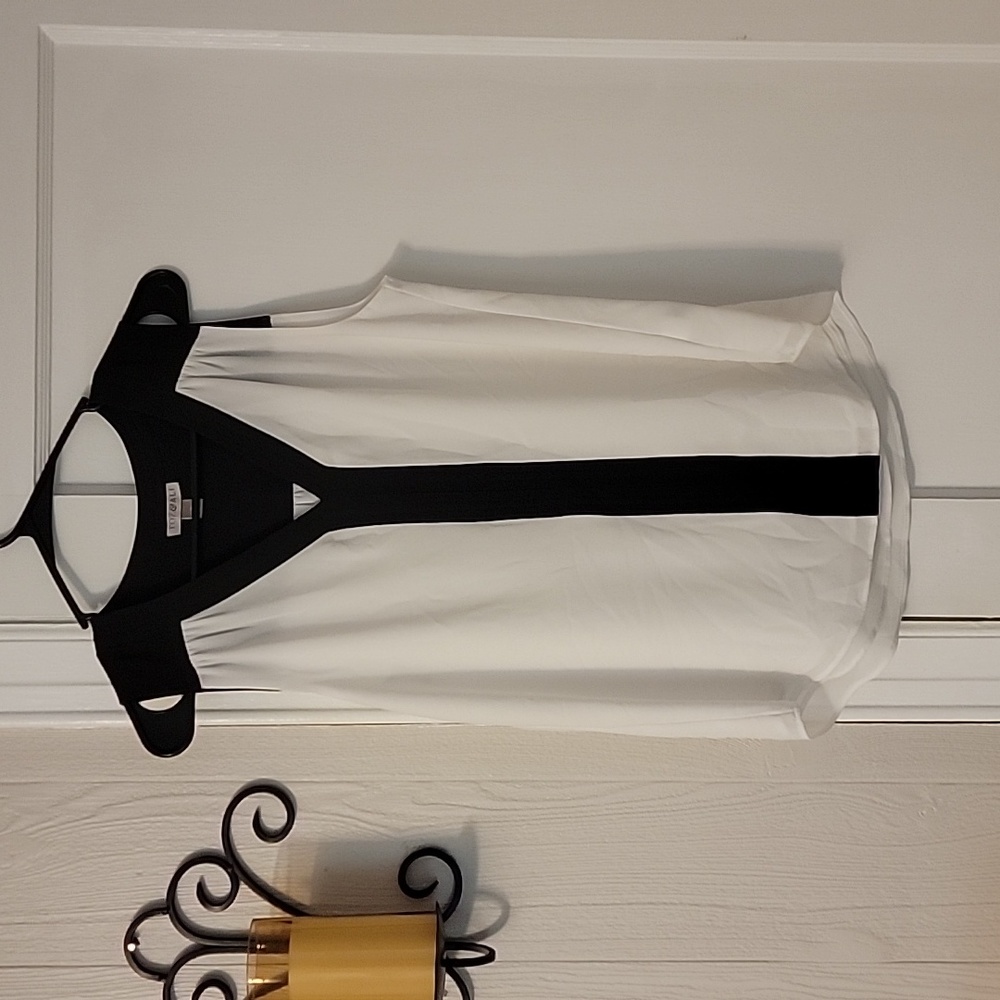 Roz & Ali Top